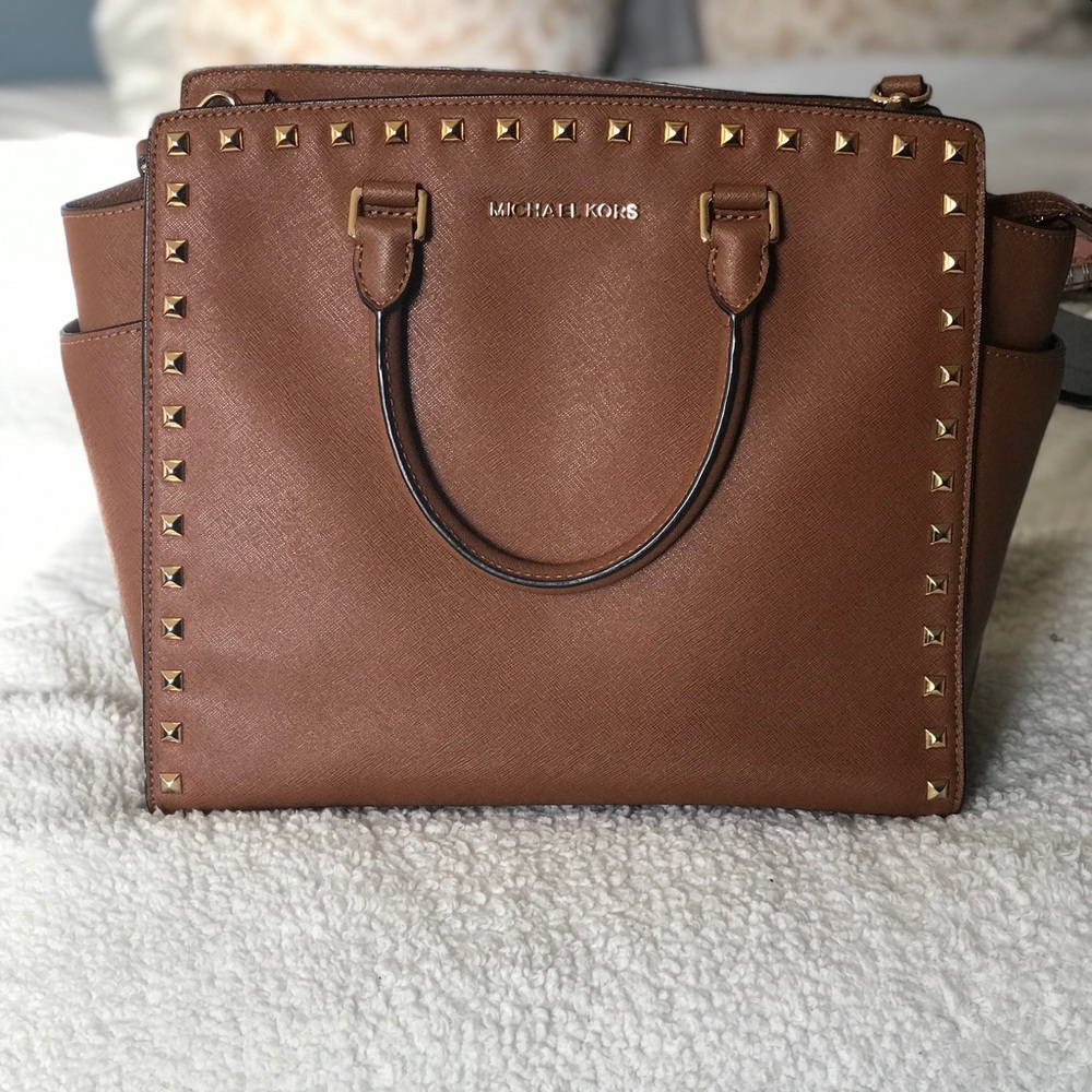 Michael Kors purse